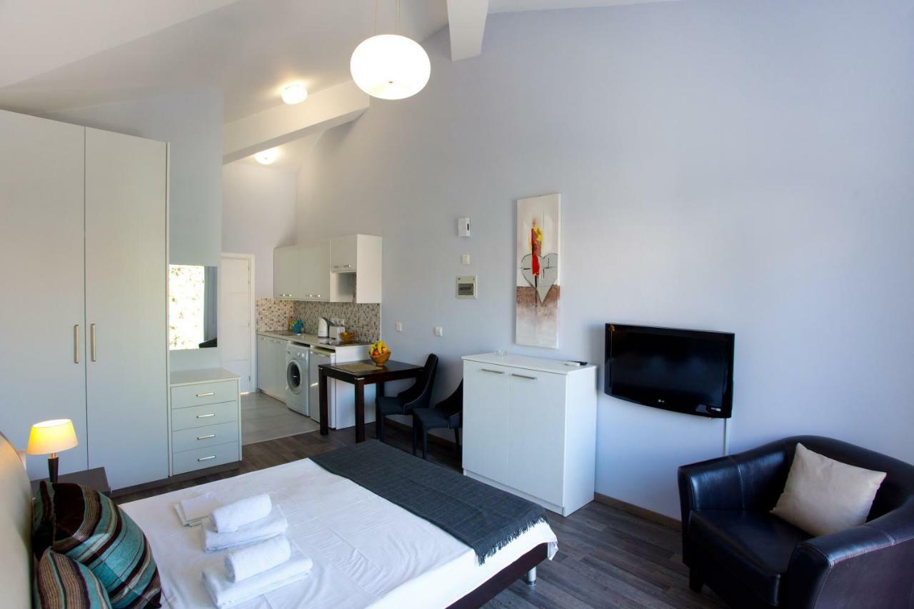 Galatex Beach Living By Trulycyprus Limassol Exteriör bild