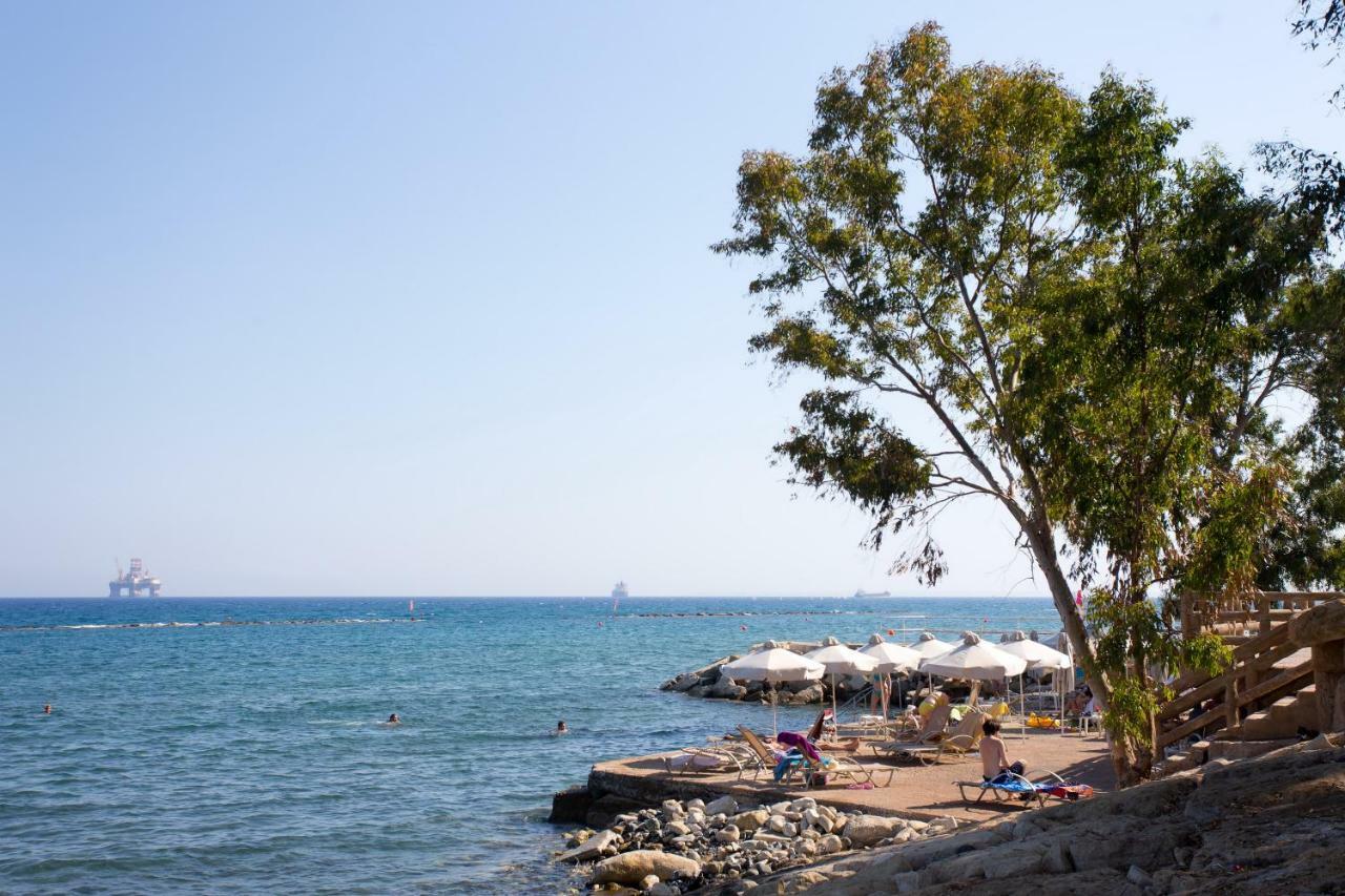 Galatex Beach Living By Trulycyprus Limassol Exteriör bild