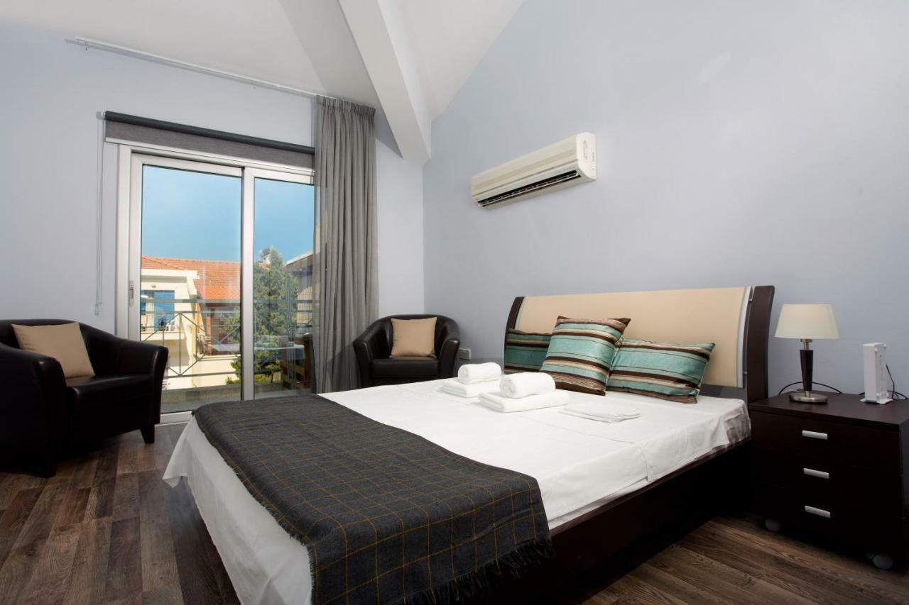 Galatex Beach Living By Trulycyprus Limassol Exteriör bild