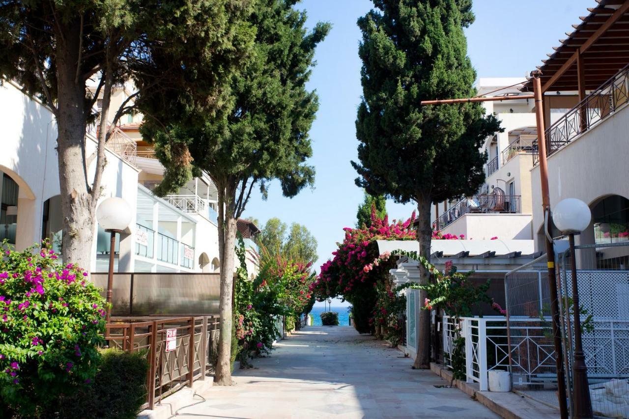 Galatex Beach Living By Trulycyprus Limassol Exteriör bild